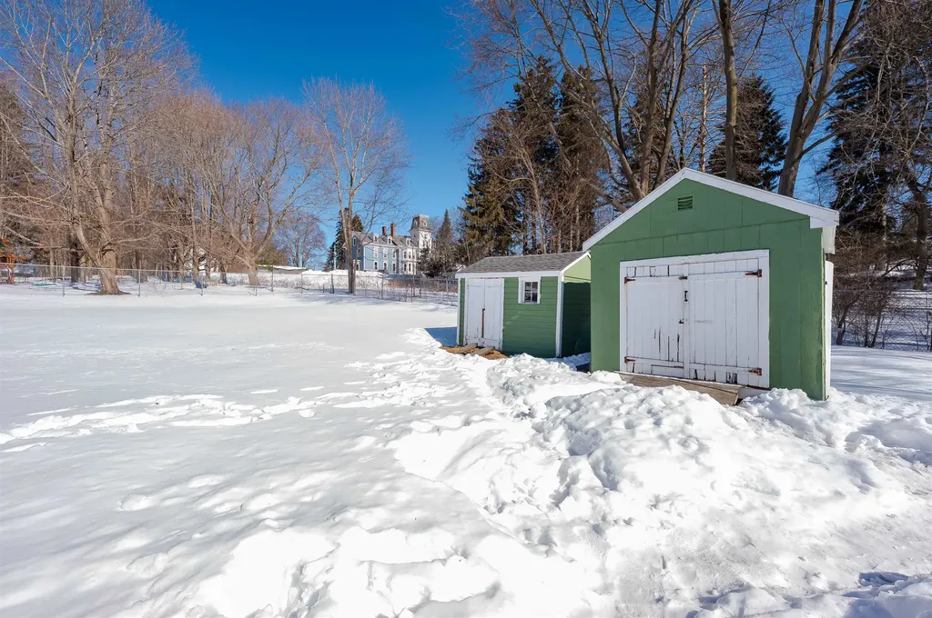 80 Woodlawn Circle Portsmouth NH 03801