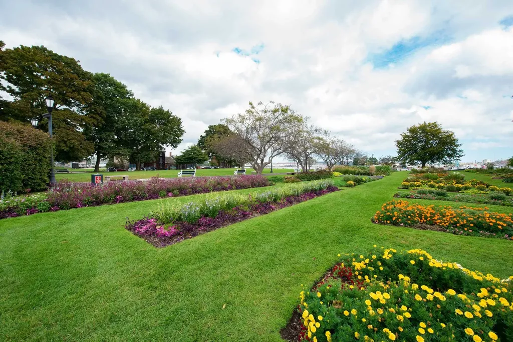 80 Woodlawn Circle Portsmouth NH 03801