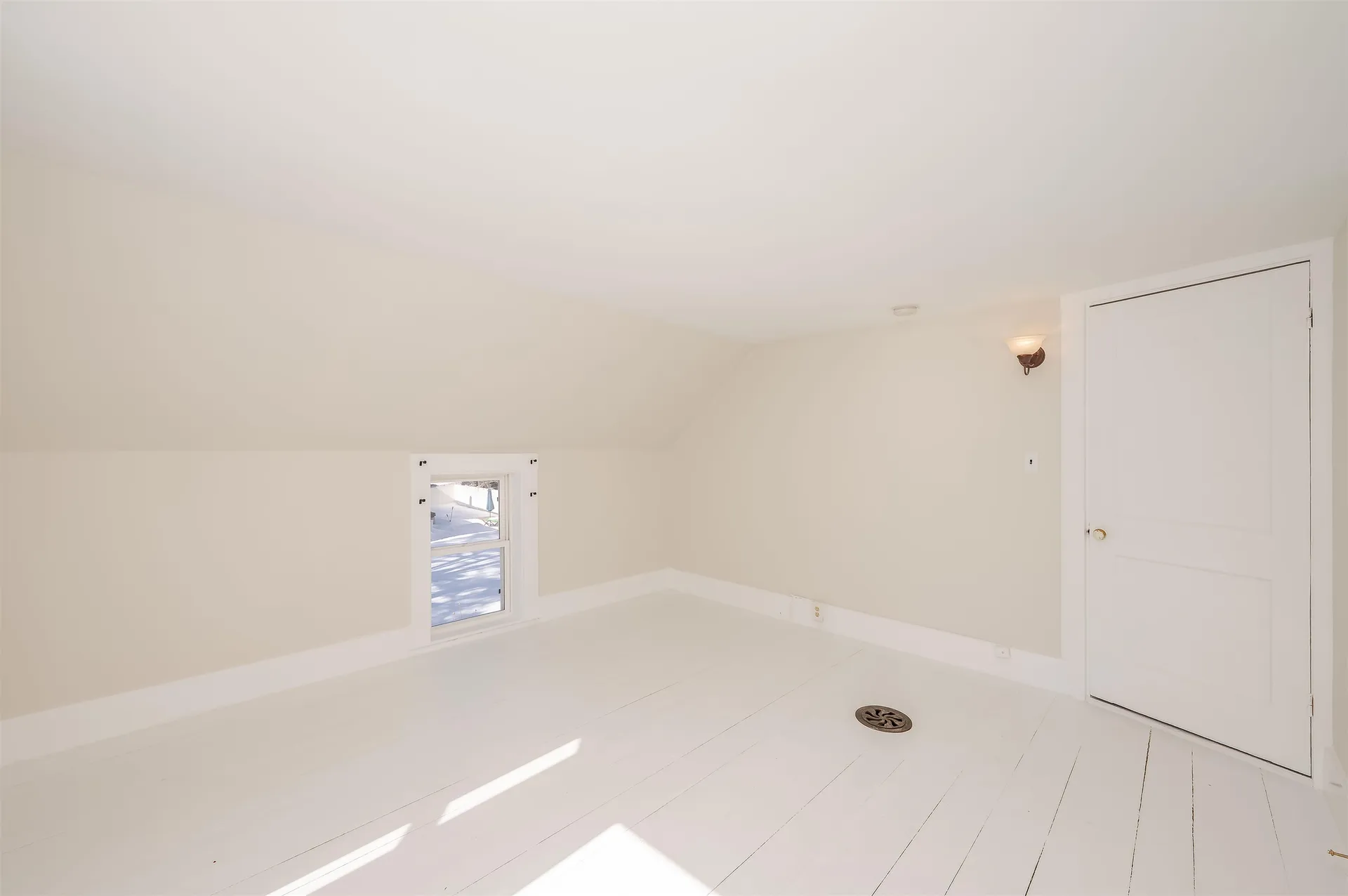 80 Woodlawn Circle Portsmouth NH 03801