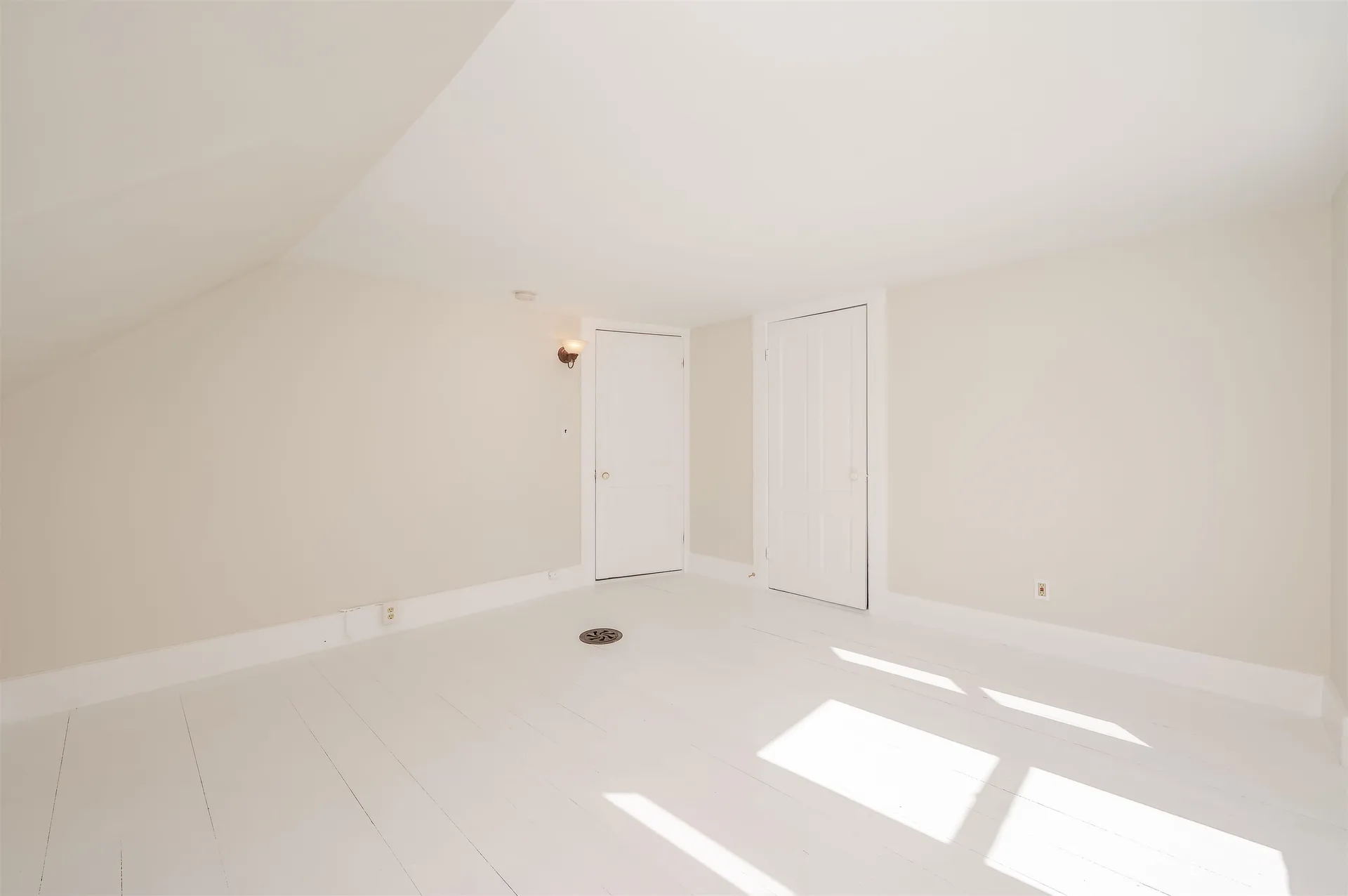 80 Woodlawn Circle Portsmouth NH 03801