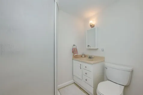 80 Woodlawn Circle Portsmouth NH 03801