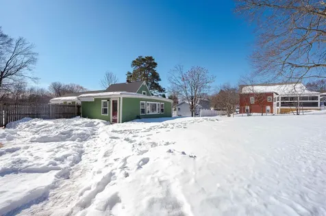 80 Woodlawn Circle Portsmouth NH 03801