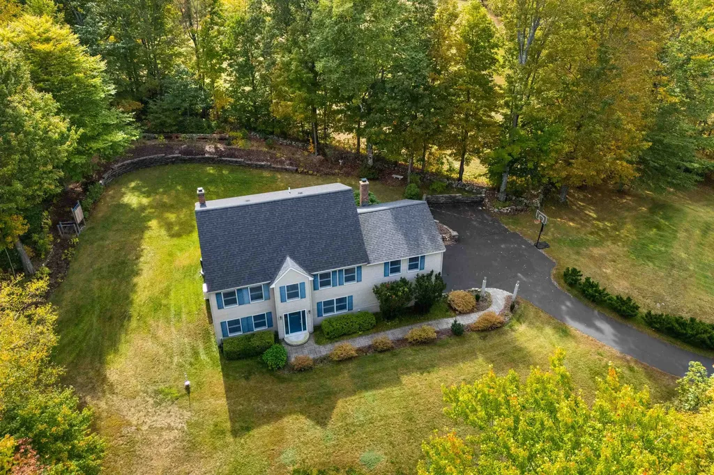 662 Nh Route 129 Loudon NH 03307