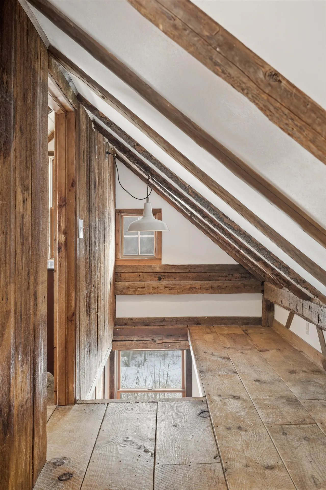 4669 Vermont Route 100 Londonderry VT 05148