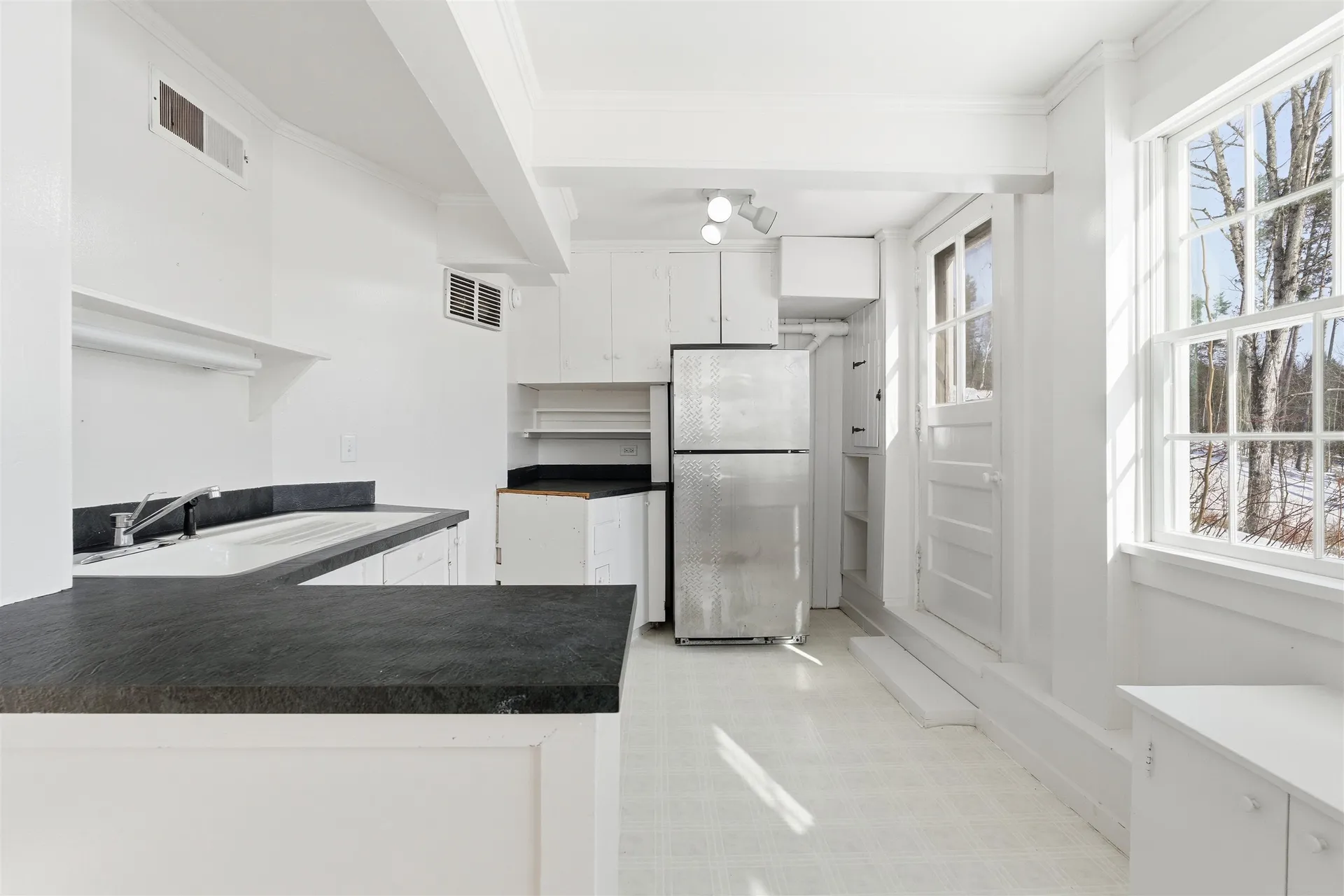 4669 Vermont Route 100 Londonderry VT 05148