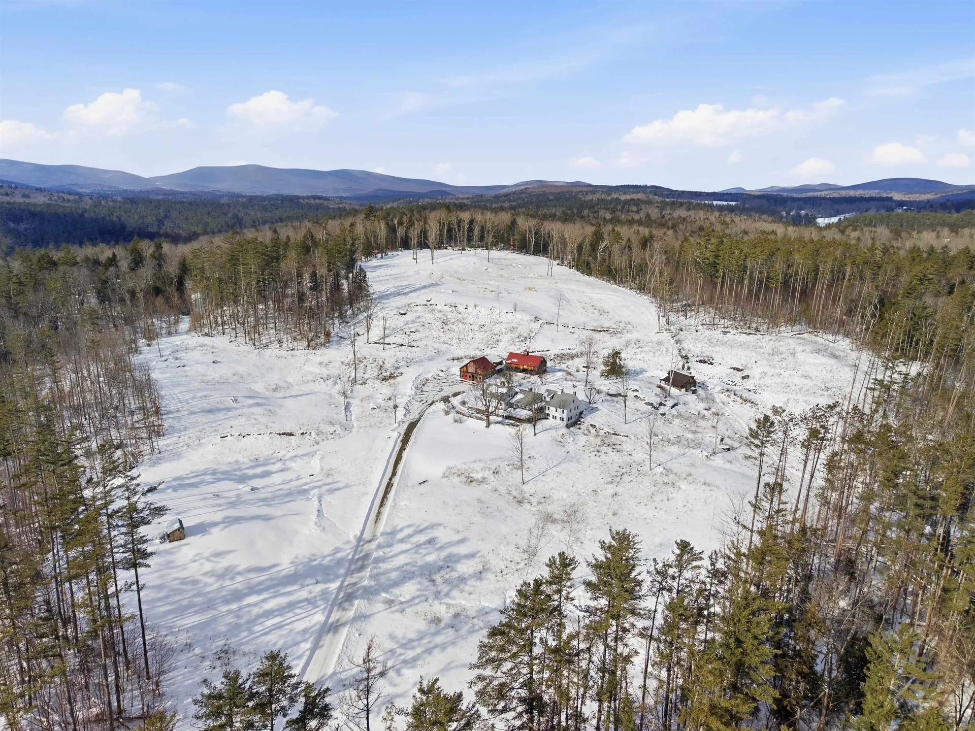 4669 Vermont Route 100 Londonderry VT 05148