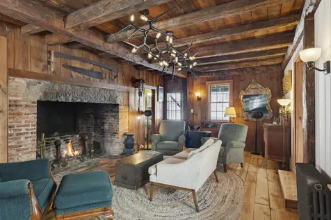 4669 Vermont Route 100 Londonderry VT 05148