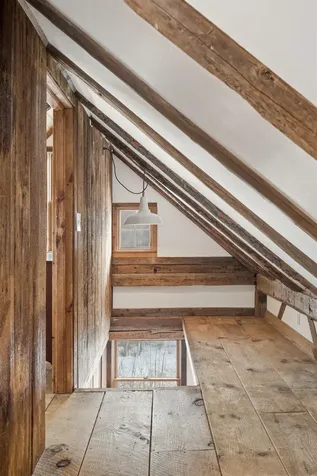 4669 Vermont Route 100 Londonderry VT 05148