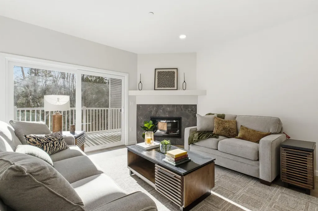 20 Twin Tip Terrace Lincoln NH 03251