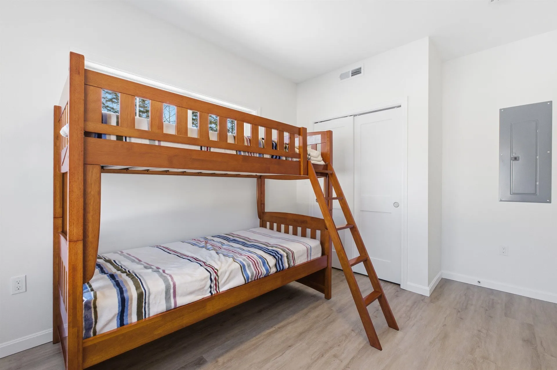 20 Twin Tip Terrace Lincoln NH 03251