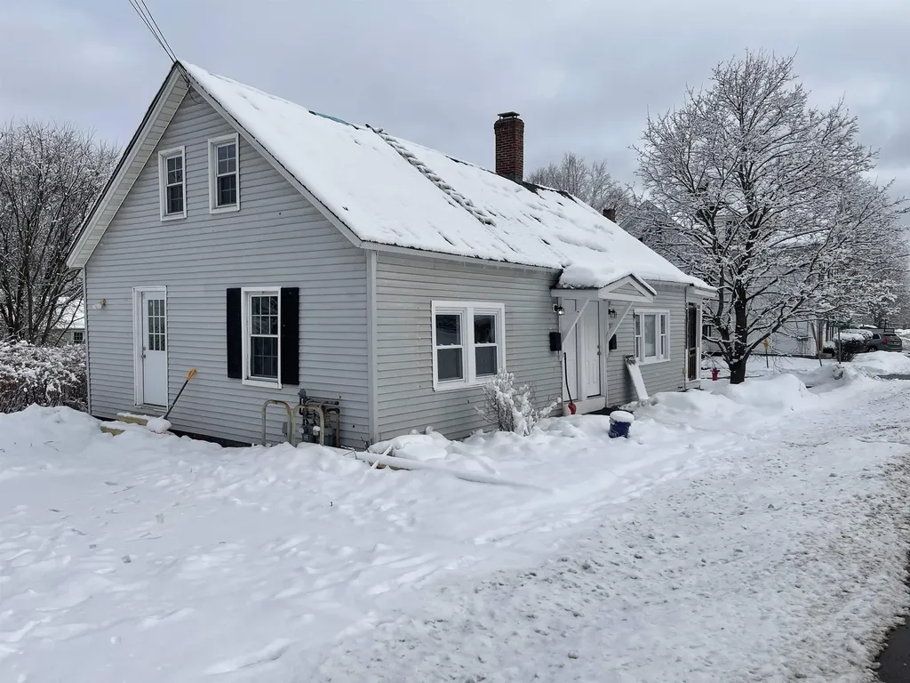 82-84 N. Main Street Boscawen NH 03303