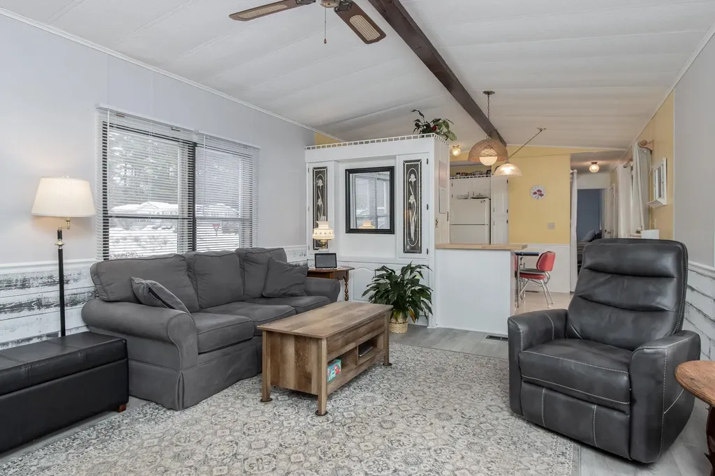 25 Village Drive Raymond NH 03077