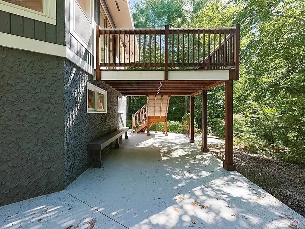 147 Rocky Pond Road Hollis NH 03049