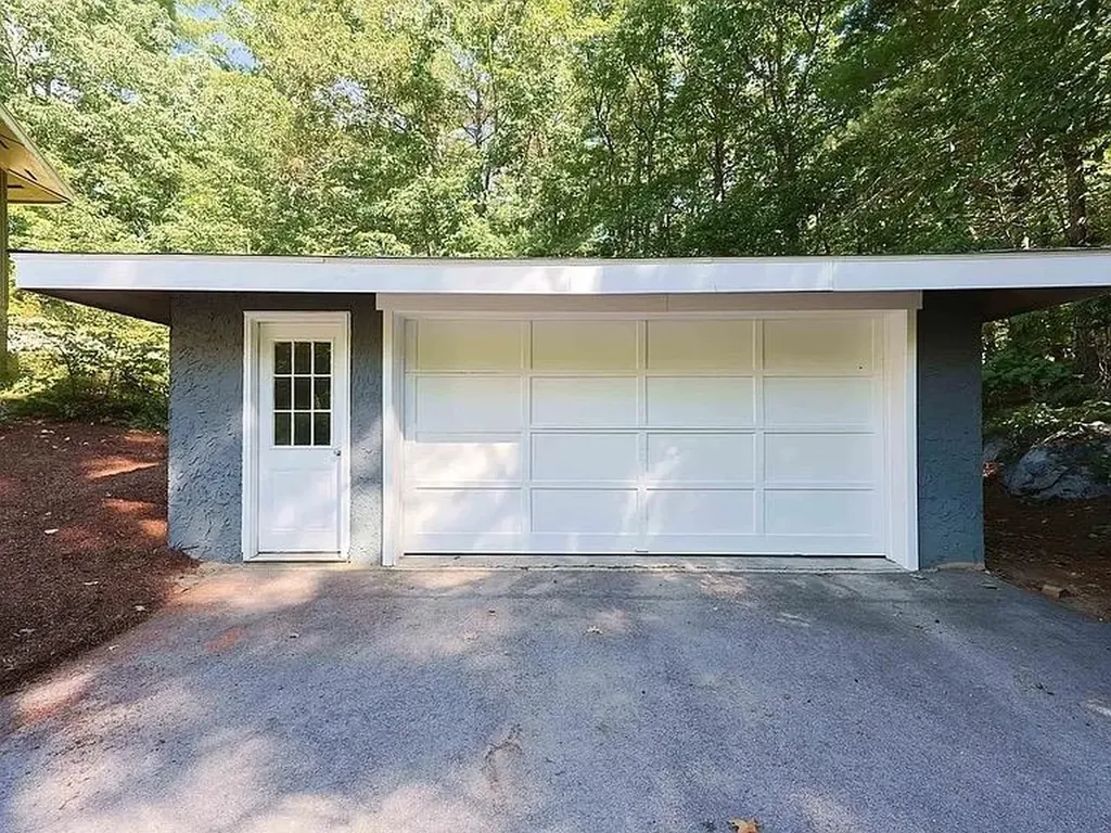 147 Rocky Pond Road Hollis NH 03049