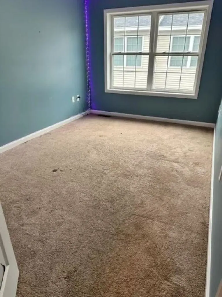 43 Cranberry Way Manchester NH 03109-5962