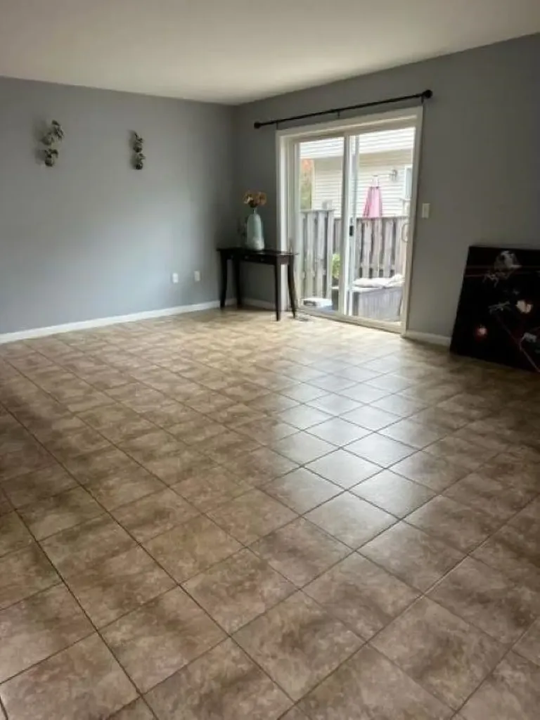 43 Cranberry Way Manchester NH 03109-5962