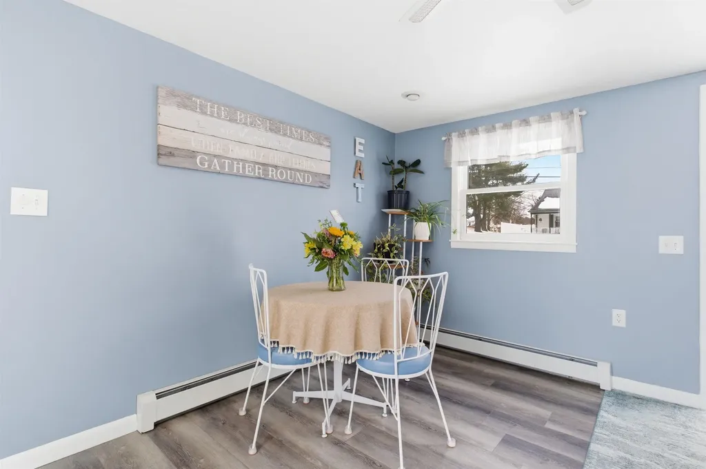 1 Lorraine Street Hudson NH 03051