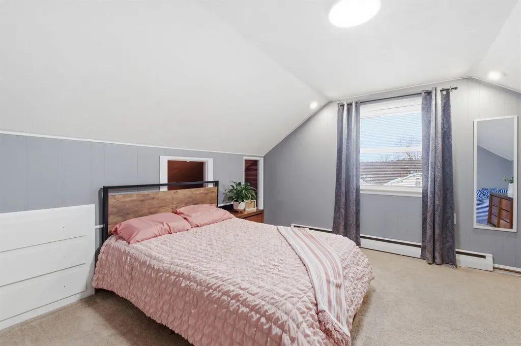 1 Lorraine Street Hudson NH 03051