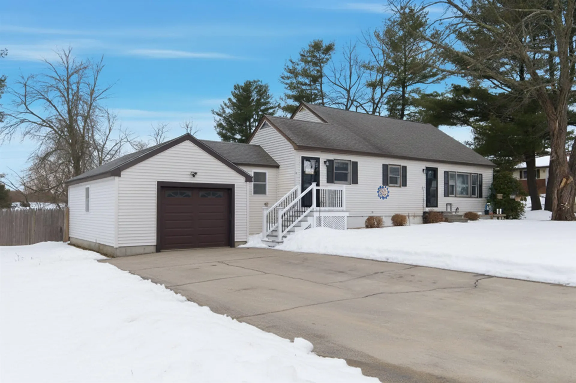 1 Lorraine Street Hudson NH 03051