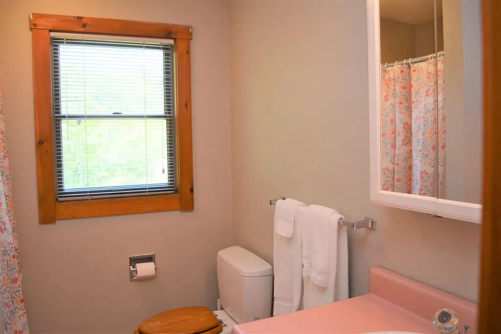 548 Route 10 S Grantham NH 03753