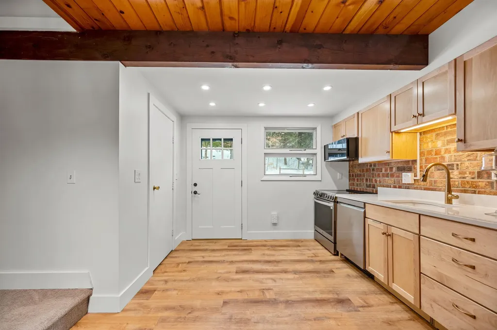 67 Fox Hill Road Stowe VT 05672