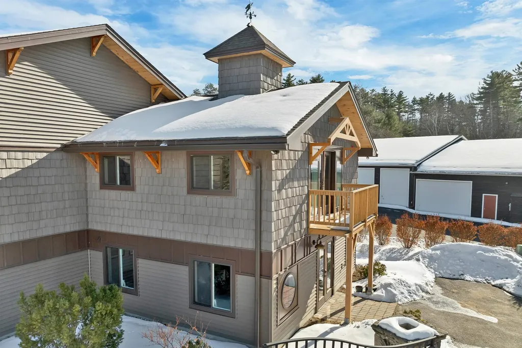49 Glendale Place Gilford NH 03249