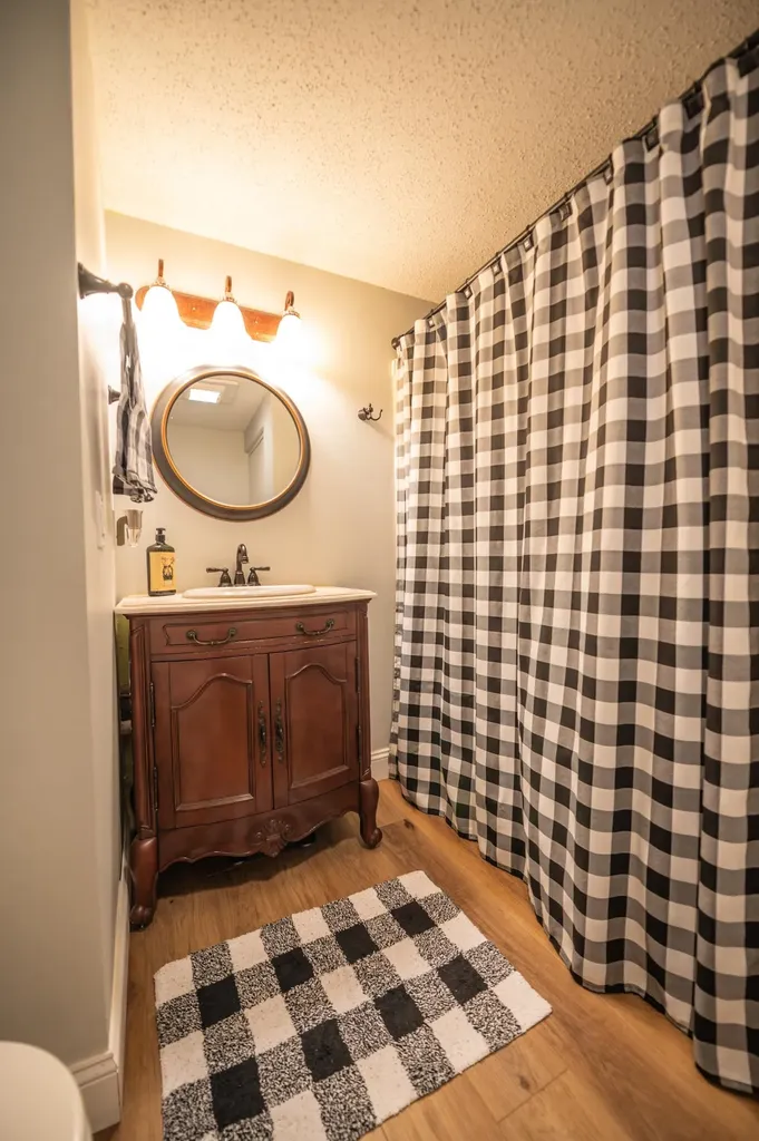 17I Snow Tree Lane Dover VT 05356