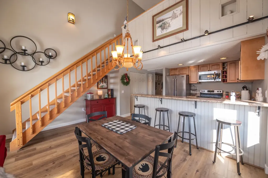 17I Snow Tree Lane Dover VT 05356