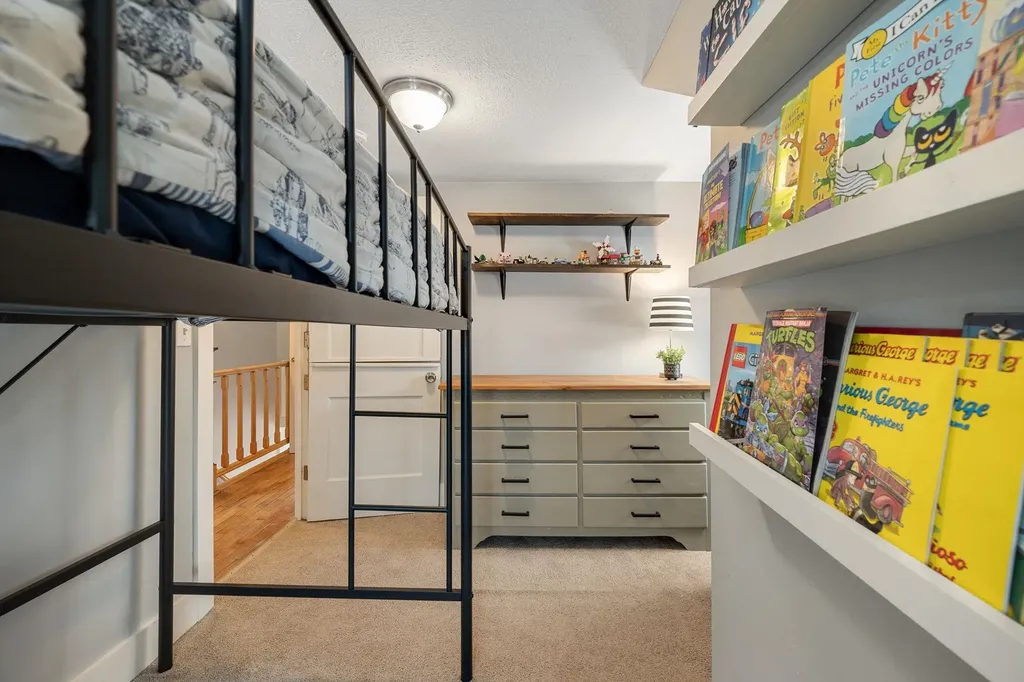 8 Lamoille Terrace Milton VT 05468