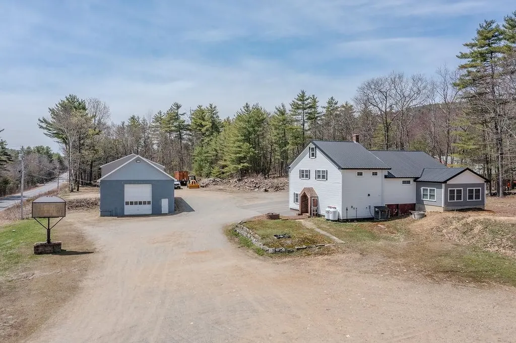 468 Mountain Avenue Northwood NH 03261