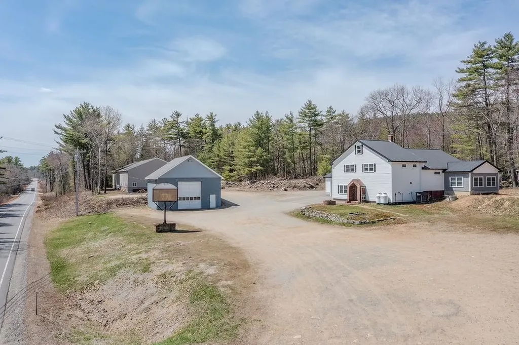 468 Mountain Avenue Northwood NH 03261