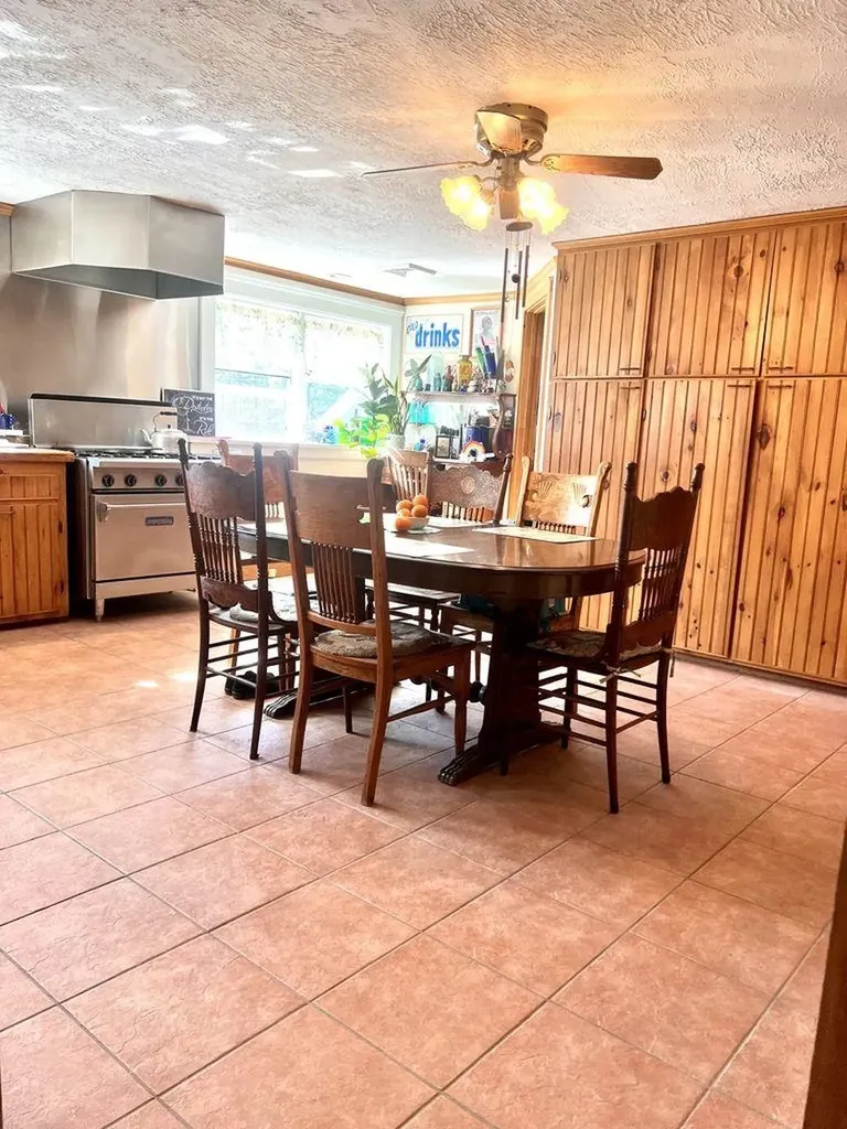 468 Mountain Avenue Northwood NH 03261