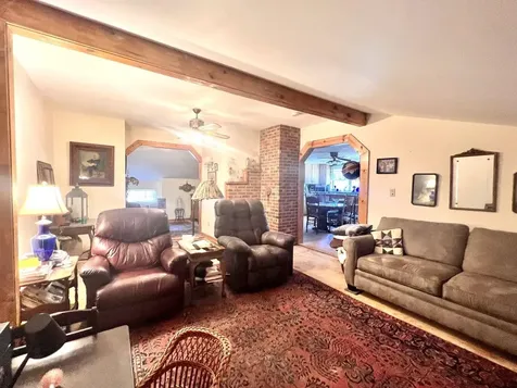 468 Mountain Avenue Northwood NH 03261