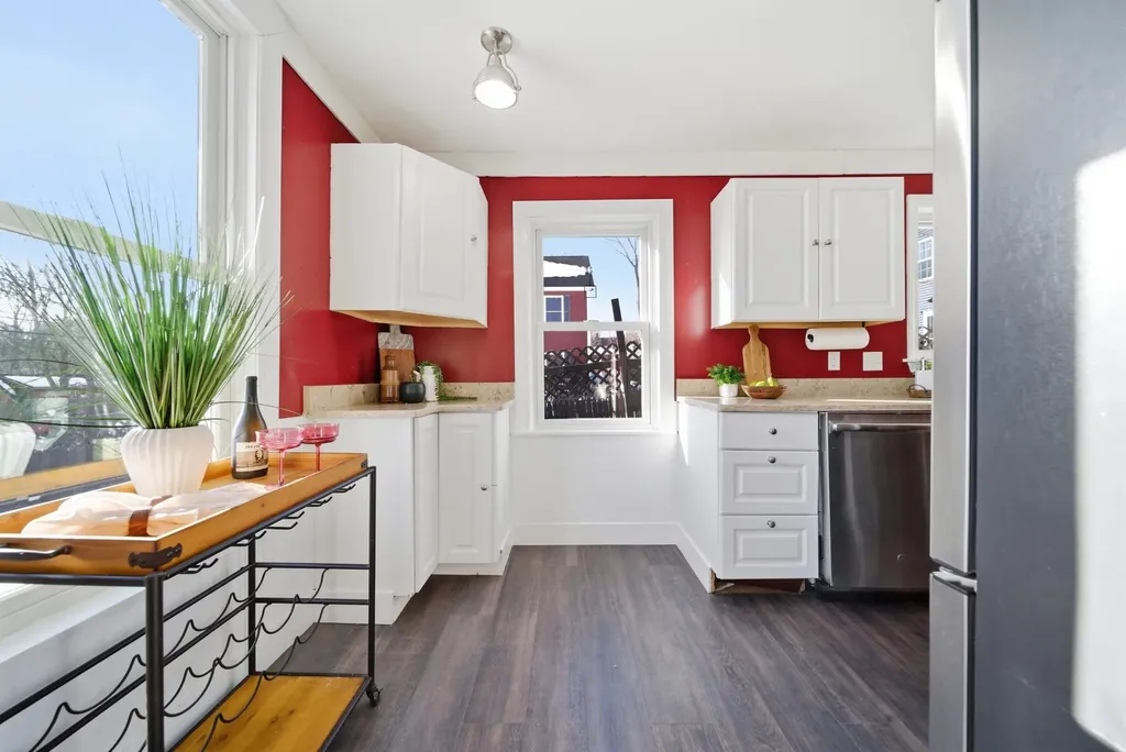 18 North Shore Road Derry NH 03038