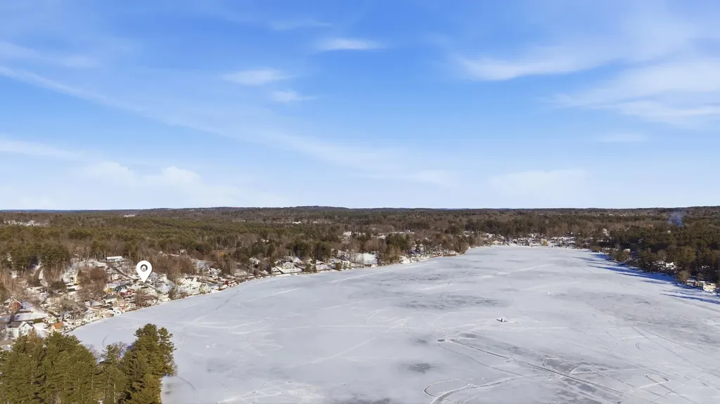 18 North Shore Road Derry NH 03038