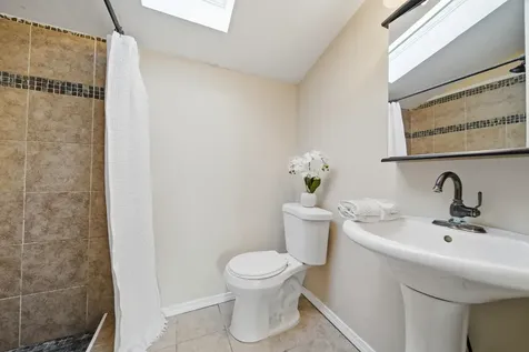 18 North Shore Road Derry NH 03038