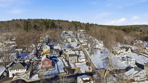 18 North Shore Road Derry NH 03038