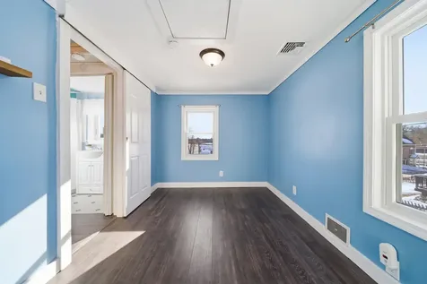 18 North Shore Road Derry NH 03038