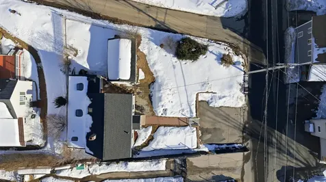 18 North Shore Road Derry NH 03038