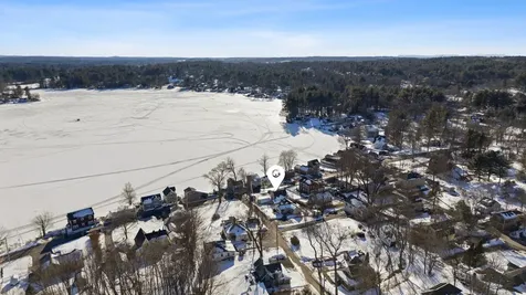 18 North Shore Road Derry NH 03038