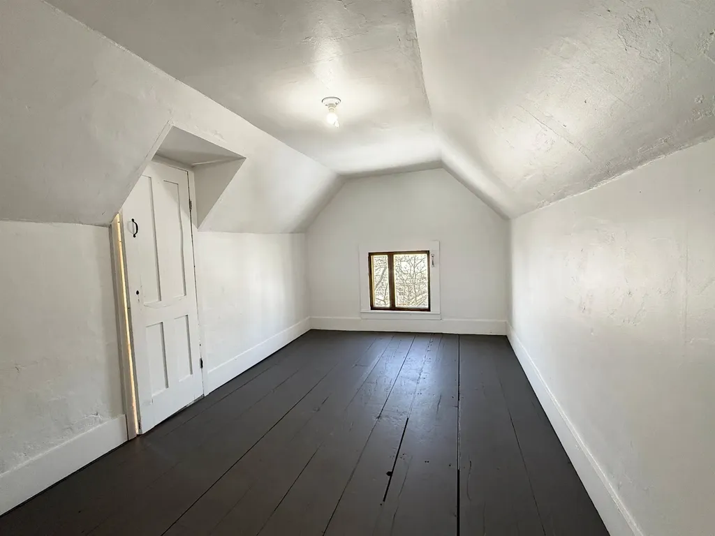 14 Lombard Street Colebrook NH 03576