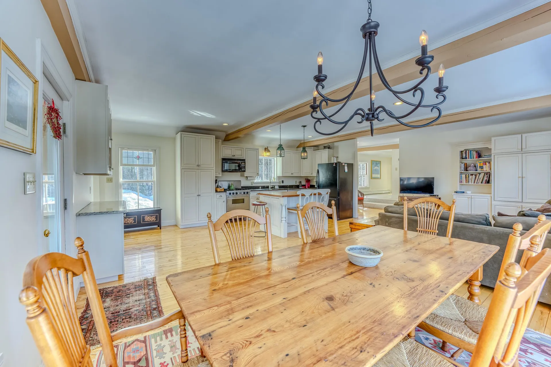 81 Meadow Lane Woodstock NH 03262