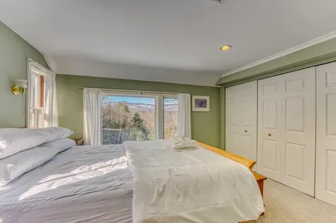 81 Meadow Lane Woodstock NH 03262