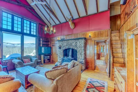 81 Meadow Lane Woodstock NH 03262