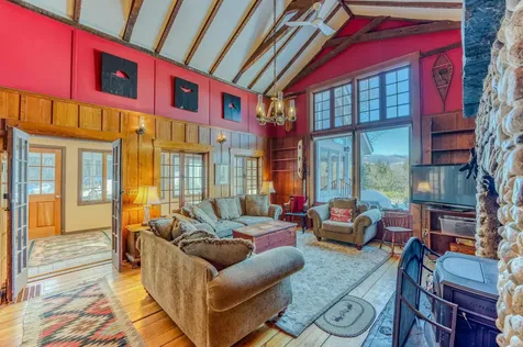 81 Meadow Lane Woodstock NH 03262