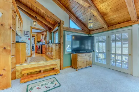 81 Meadow Lane Woodstock NH 03262