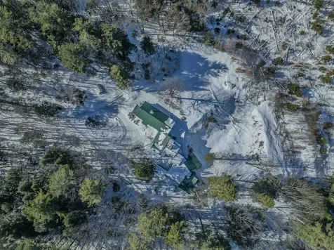 81 Meadow Lane Woodstock NH 03262