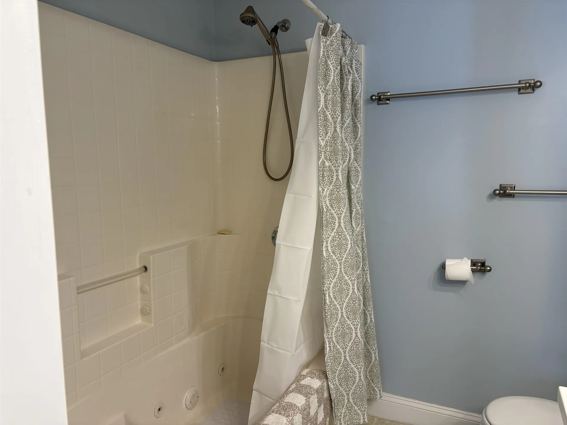 47 Bog Road Concord NH 03303