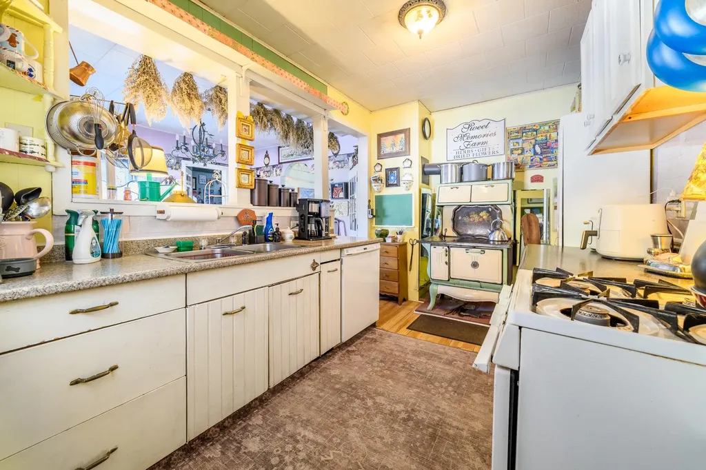 12 11th Street Berlin NH 03570