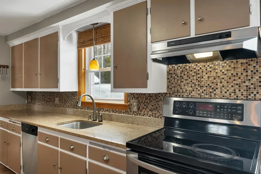 357 Pembroke Street Pembroke NH 03275